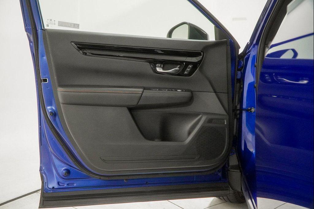 used 2024 Honda CR-V Hybrid car, priced at $34,384