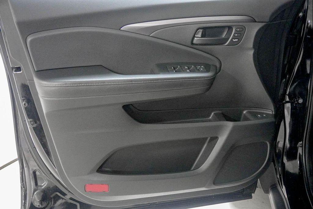 used 2023 Honda Passport car, priced at $33,995