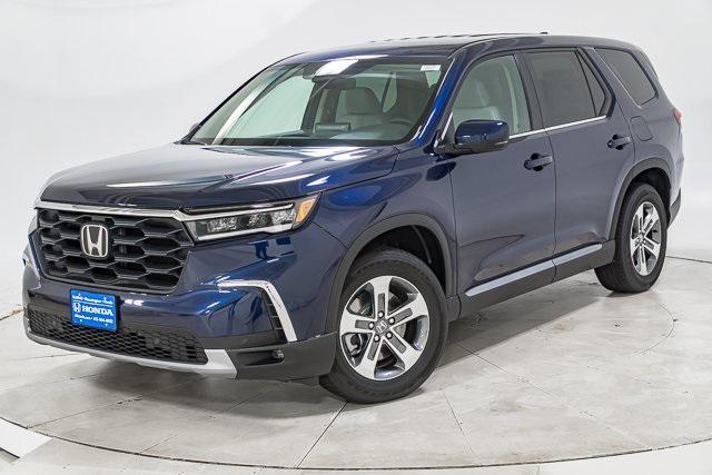 new 2025 Honda Pilot car, priced at $44,068