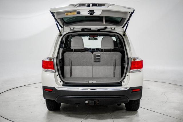 used 2012 Toyota Highlander car, priced at $13,495