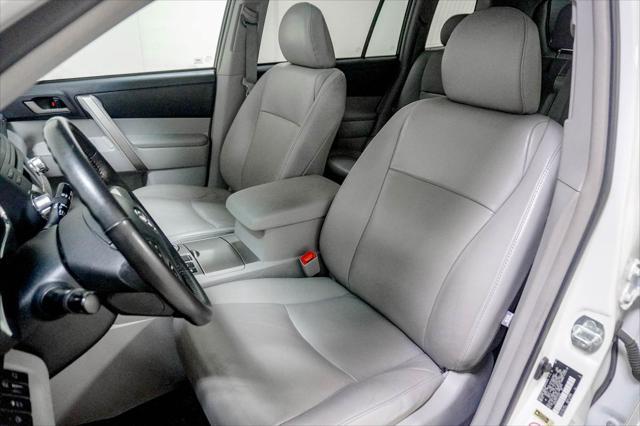 used 2012 Toyota Highlander car, priced at $13,495