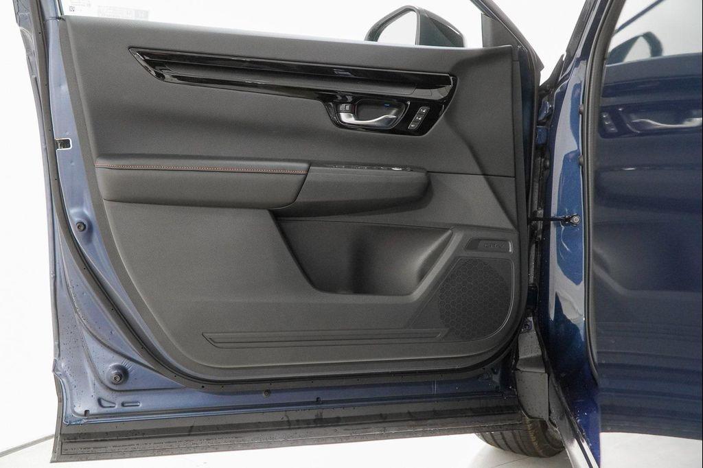 new 2026 Honda CR-V Hybrid car, priced at $40,458