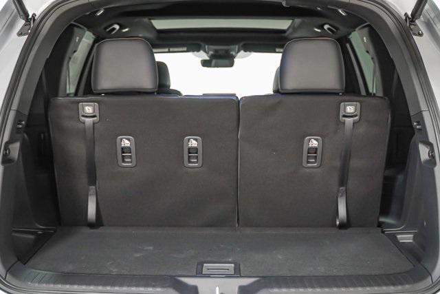 new 2025 Honda Pilot car, priced at $47,632