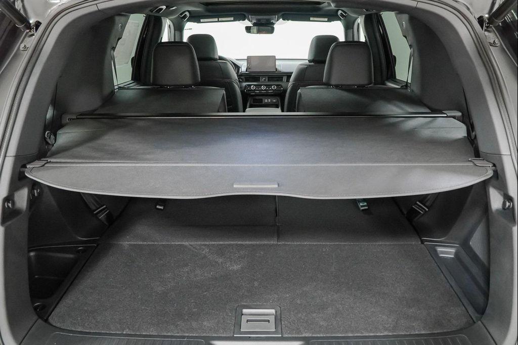 new 2025 Honda Pilot car, priced at $47,632