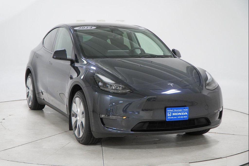 used 2024 Tesla Model Y car, priced at $33,510