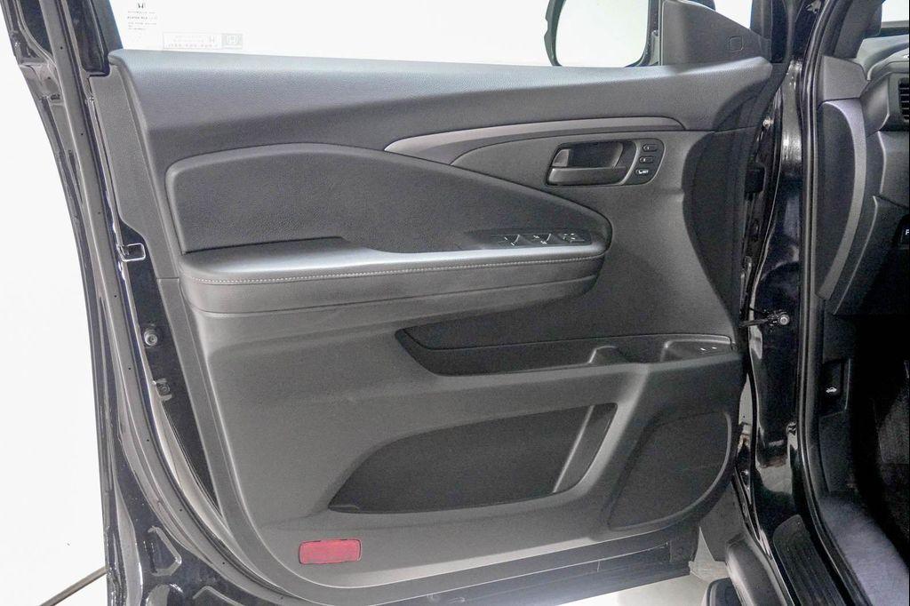 used 2023 Honda Passport car, priced at $33,998