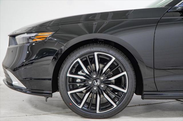 new 2025 Honda Accord Hybrid car, priced at $37,620