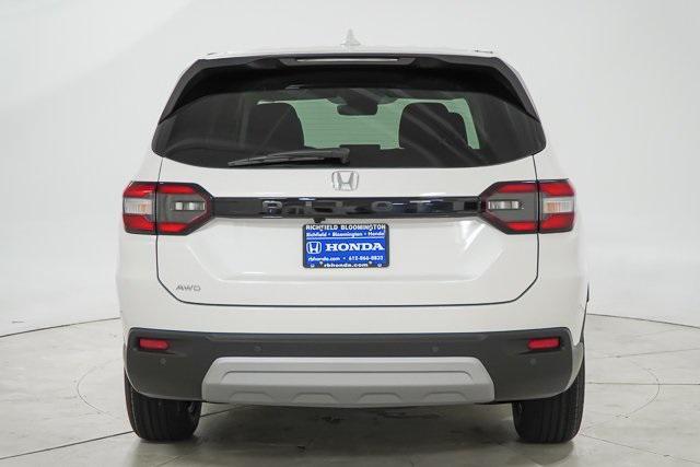 new 2025 Honda Pilot car, priced at $44,495