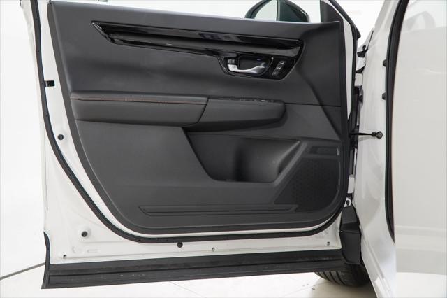used 2025 Honda CR-V Hybrid car, priced at $39,915