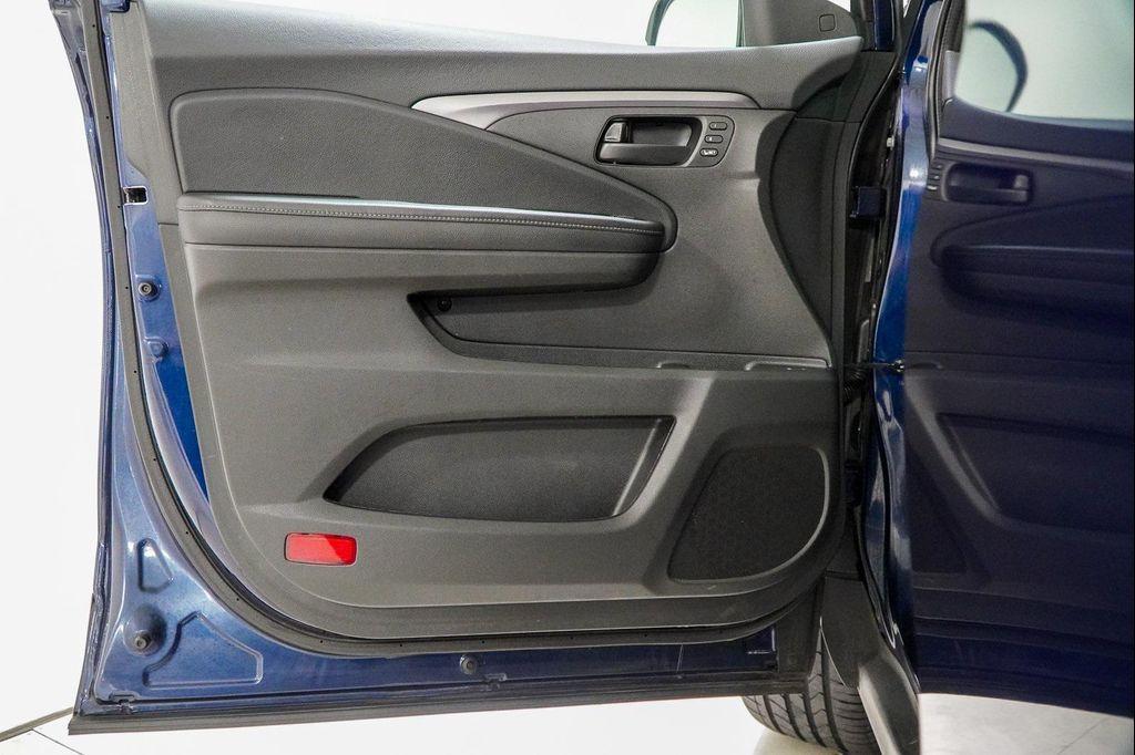 used 2022 Honda Passport car, priced at $29,990