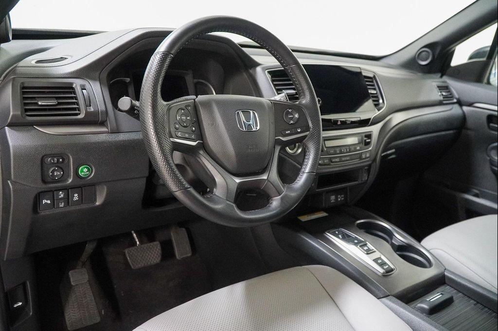 used 2022 Honda Passport car, priced at $29,990