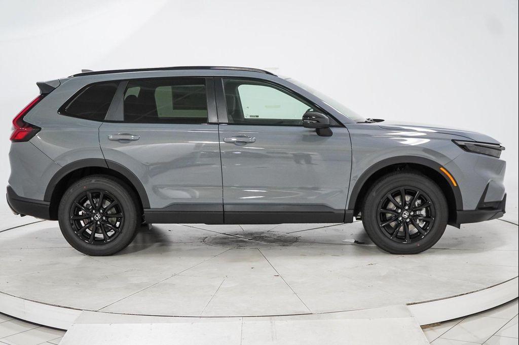 new 2026 Honda CR-V Hybrid car, priced at $39,815
