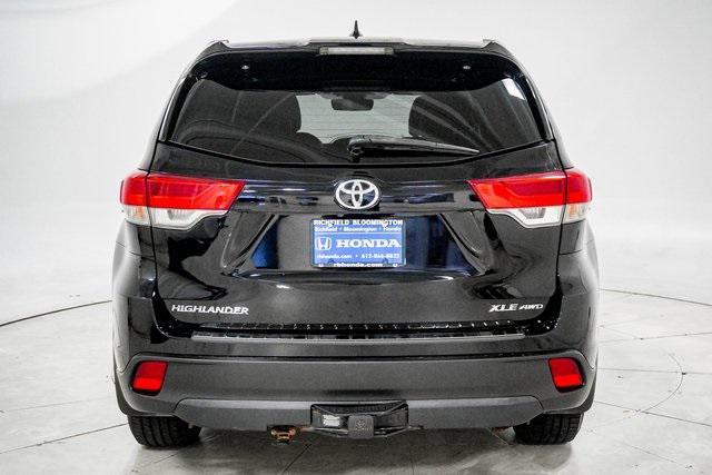 used 2019 Toyota Highlander car, priced at $28,498