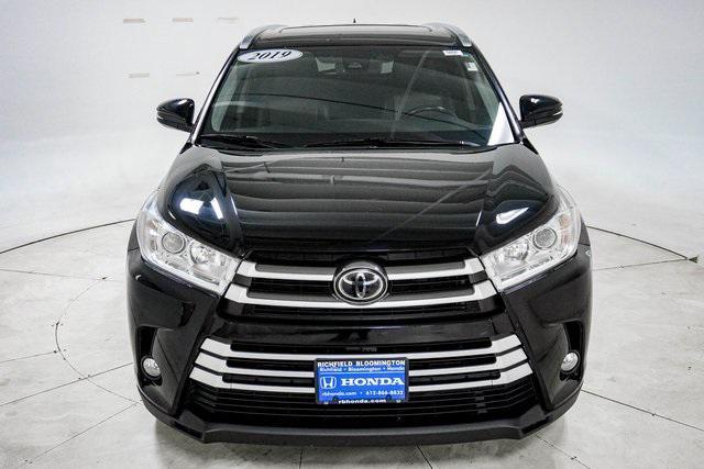 used 2019 Toyota Highlander car, priced at $28,498