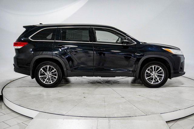 used 2019 Toyota Highlander car, priced at $28,498