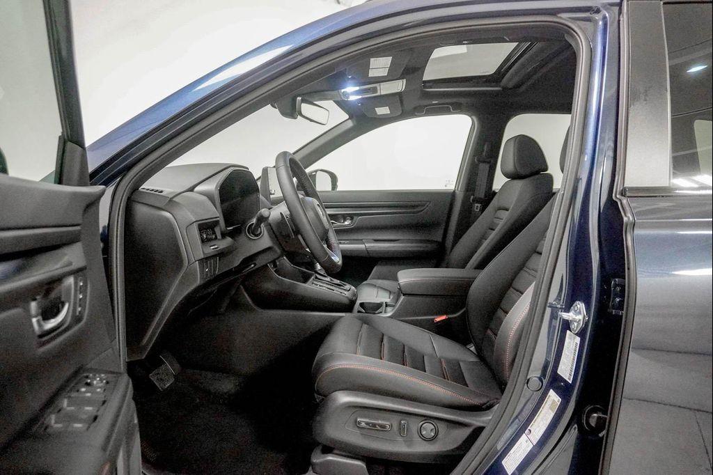new 2026 Honda CR-V Hybrid car, priced at $39,383
