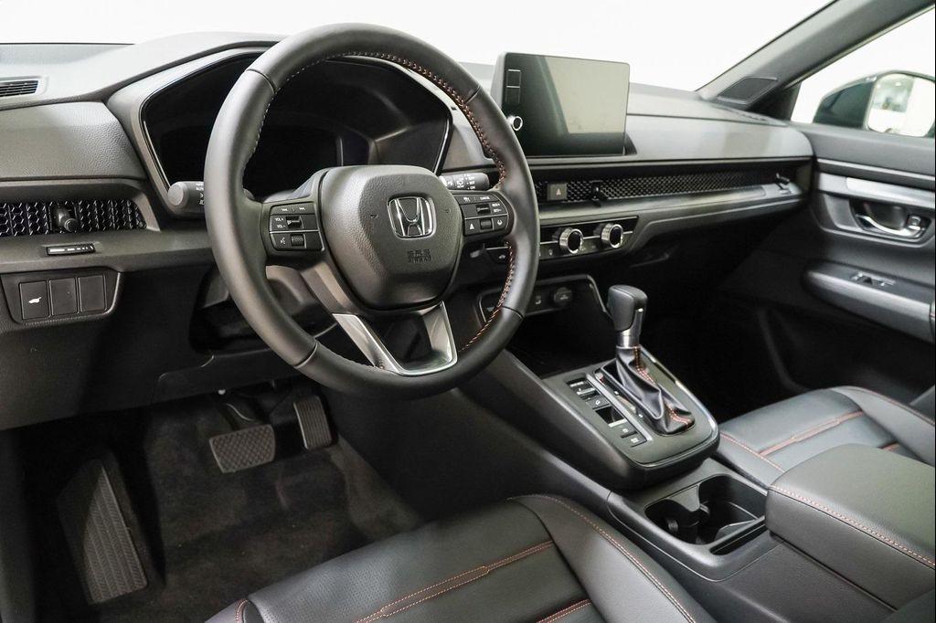 new 2026 Honda CR-V Hybrid car, priced at $39,383