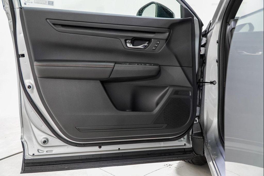 new 2026 Honda CR-V Hybrid car, priced at $39,383