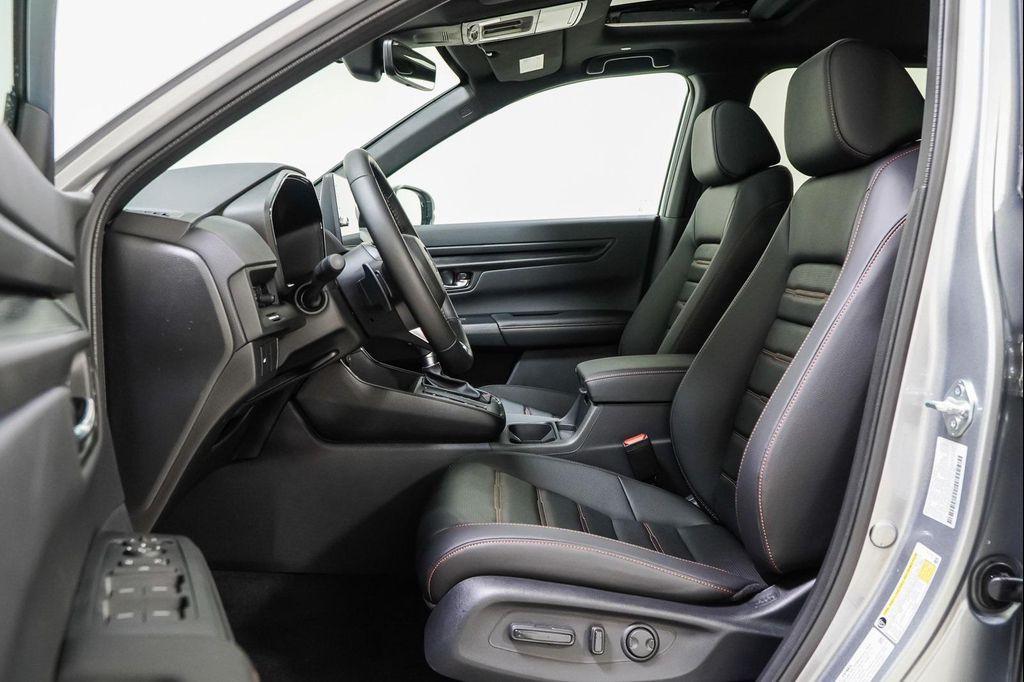new 2026 Honda CR-V Hybrid car, priced at $39,383
