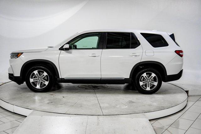 used 2025 Honda Pilot car, priced at $42,646