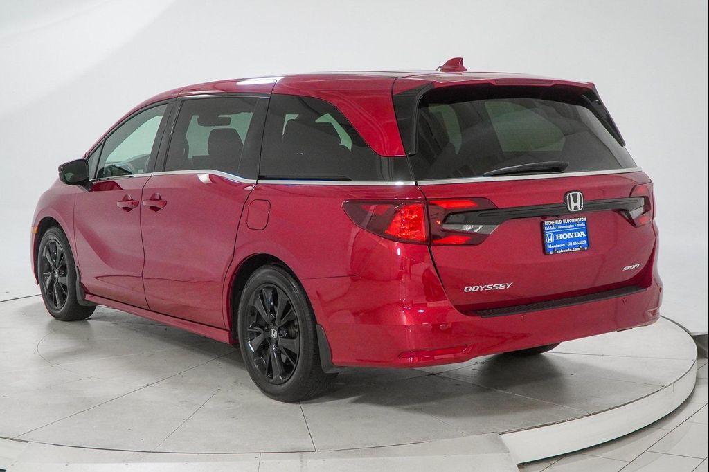 used 2023 Honda Odyssey car, priced at $35,998