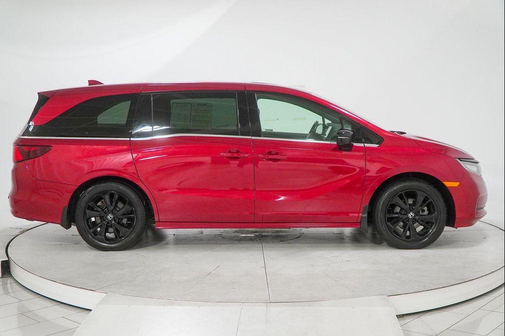 used 2023 Honda Odyssey car, priced at $35,998