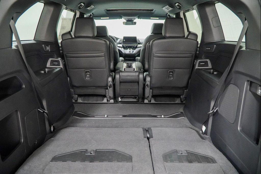 new 2026 Honda Odyssey car, priced at $43,124