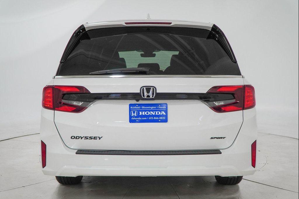 new 2026 Honda Odyssey car, priced at $43,124