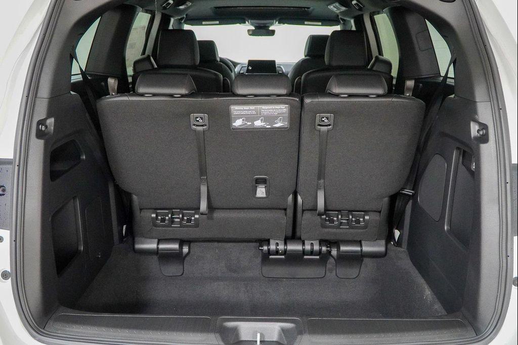 new 2026 Honda Odyssey car, priced at $43,124