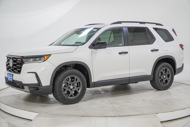 new 2025 Honda Pilot car, priced at $48,288