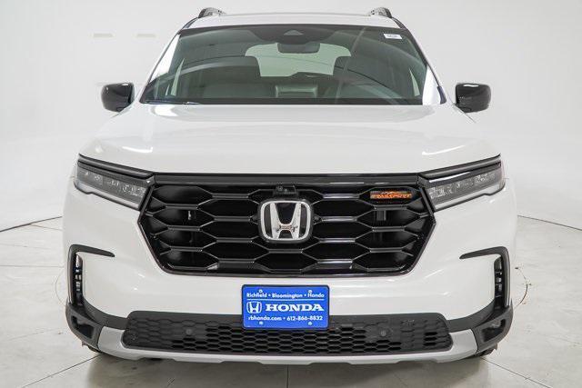 new 2025 Honda Pilot car, priced at $48,288