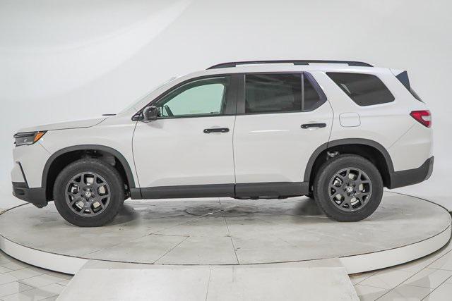 new 2025 Honda Pilot car, priced at $48,288