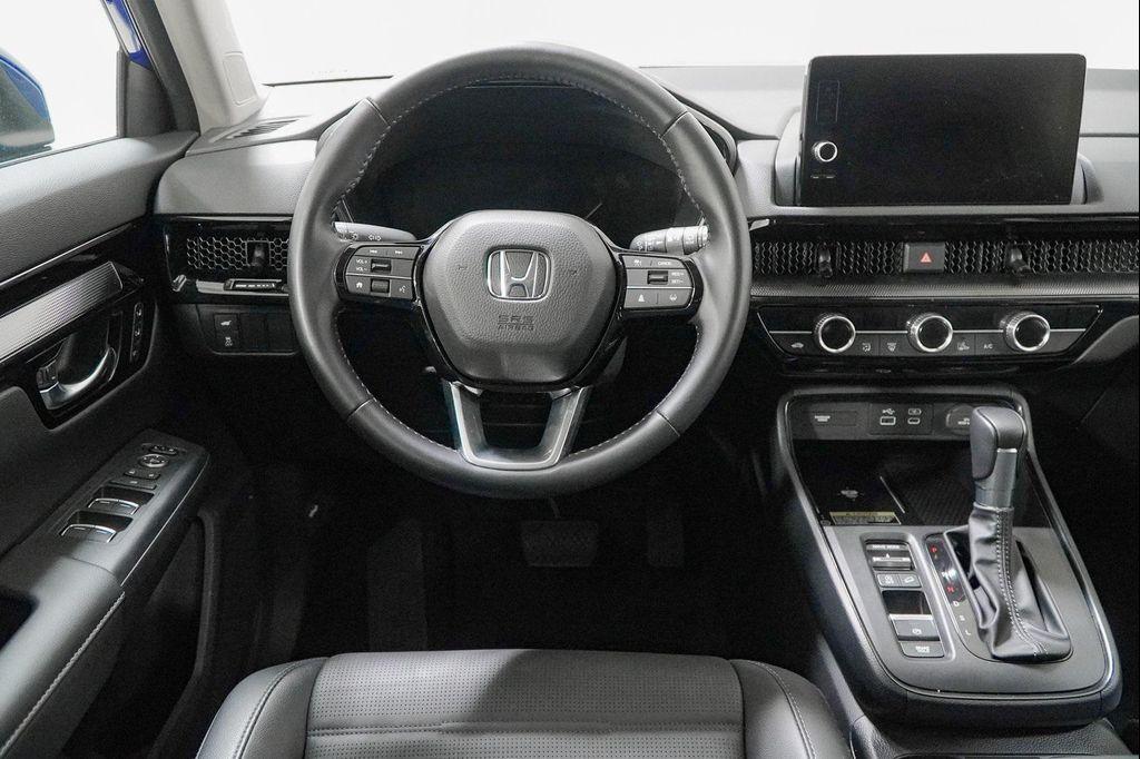 used 2025 Honda CR-V car, priced at $34,998