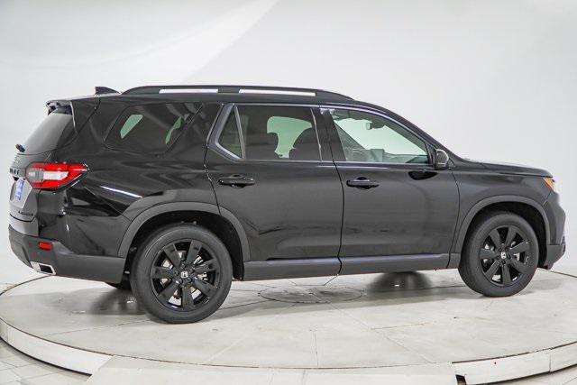 new 2025 Honda Pilot car, priced at $51,399
