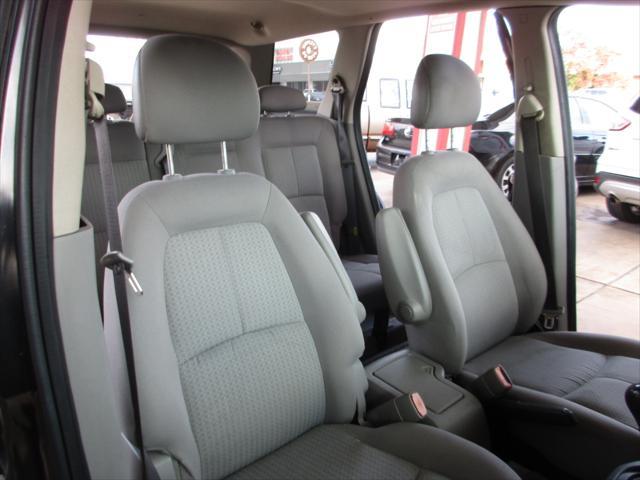 used 2005 Saturn Vue car, priced at $7,250