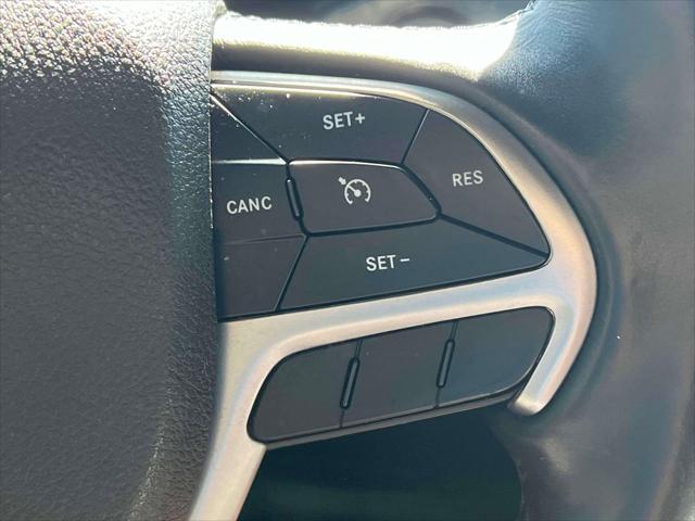 used 2018 Jeep Grand Cherokee car, priced at $13,743