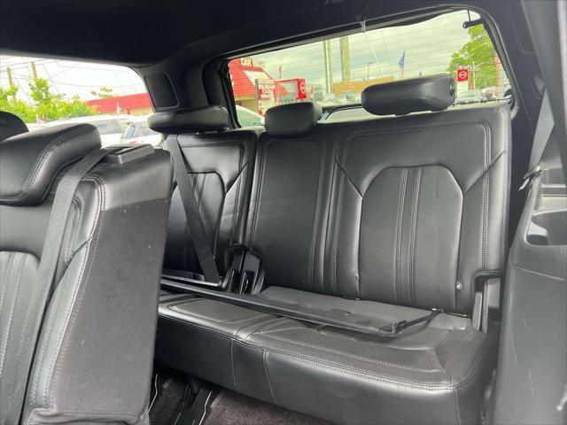used 2018 Ford Expedition car, priced at $22,886