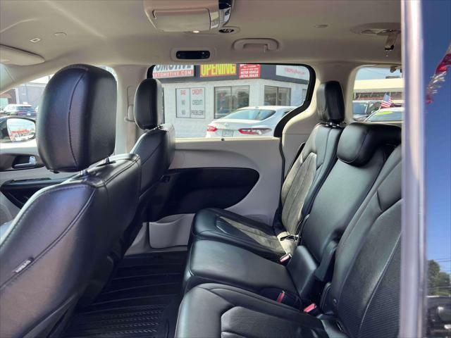 used 2019 Chrysler Pacifica car, priced at $13,997