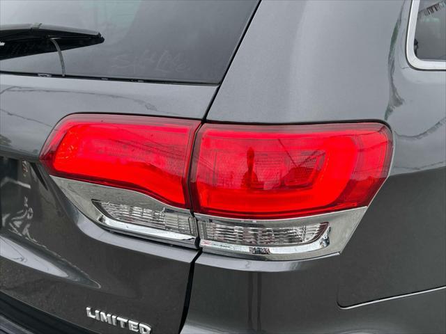 used 2017 Jeep Grand Cherokee car, priced at $12,996