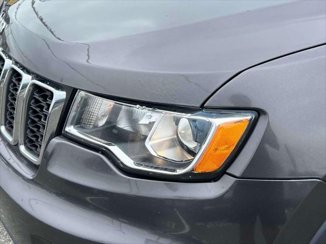 used 2017 Jeep Grand Cherokee car, priced at $12,996