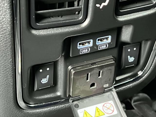 used 2017 Jeep Grand Cherokee car, priced at $12,996