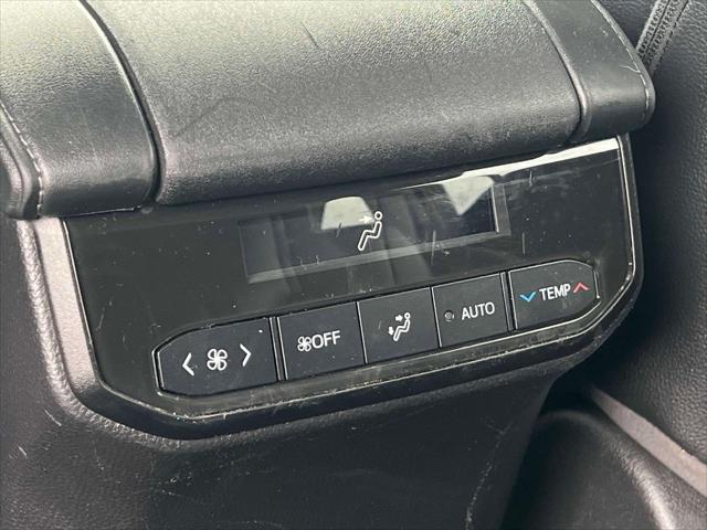 used 2022 Toyota Highlander car, priced at $30,243