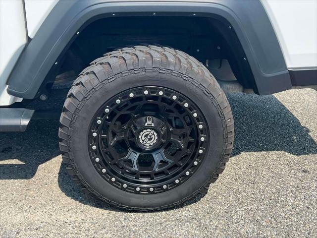 used 2023 Jeep Gladiator car, priced at $30,063