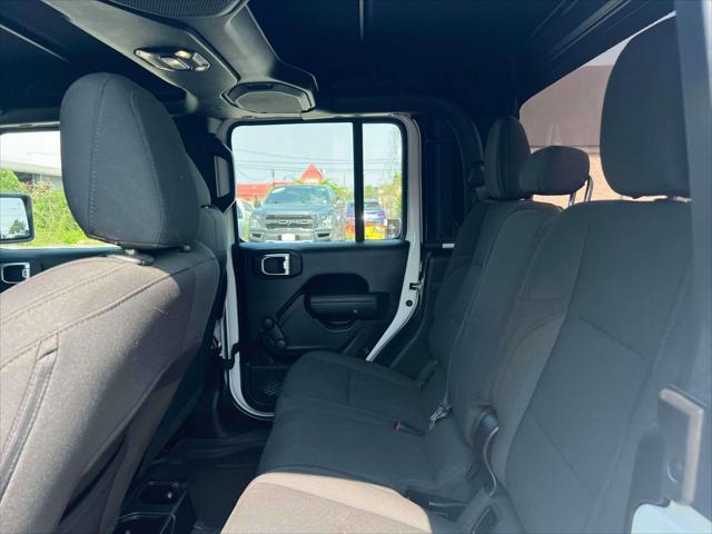 used 2023 Jeep Gladiator car, priced at $30,063
