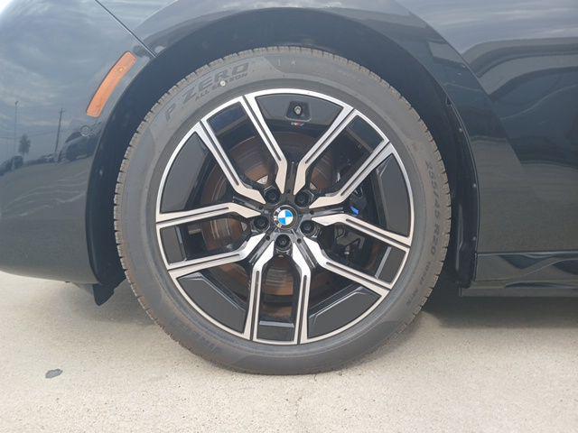 new 2025 BMW i7 car, priced at $122,505