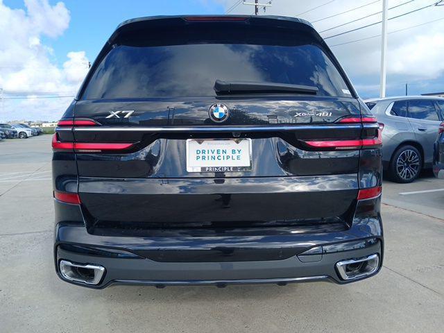 new 2026 BMW X7 car, priced at $99,025