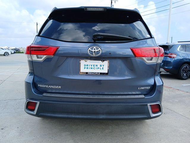 used 2017 Toyota Highlander car, priced at $22,990