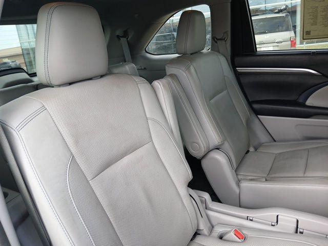 used 2017 Toyota Highlander car, priced at $22,990