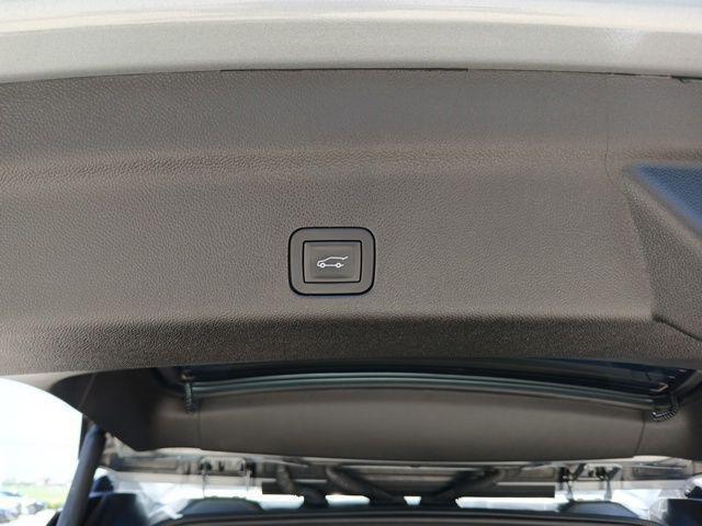 used 2024 GMC Yukon XL car, priced at $76,491