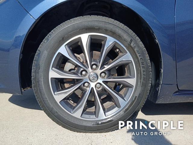used 2018 Toyota Avalon car, priced at $17,250